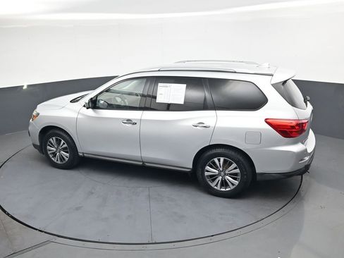 Used 2020 Nissan Pathfinder SL AWD/4WD image 39