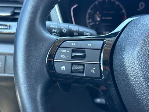 Used 2023 Honda Pilot Touring image 29