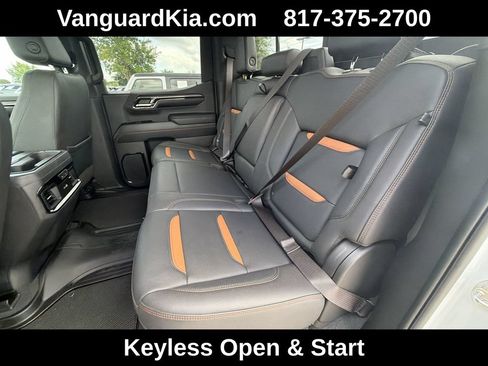Used 2024 GMC Sierra 1500 AT4 w/ Technology Package AWD/4WD image 28