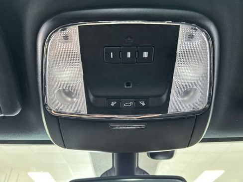 Used 2018 Jeep Grand Cherokee Altitude AWD/4WD image 44