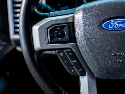 Used 2019 Ford F150 Platinum image 33