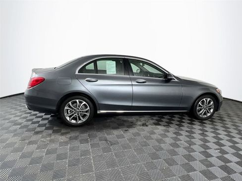 Used 2017 Mercedes-Benz C 300 4MATIC Sedan image 7