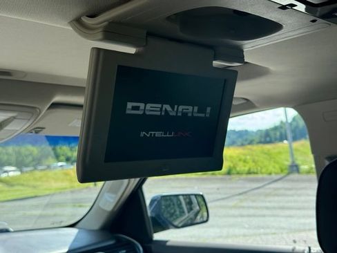 Used 2020 GMC Yukon XL Denali w/ Open Road Package AWD/4WD image 24