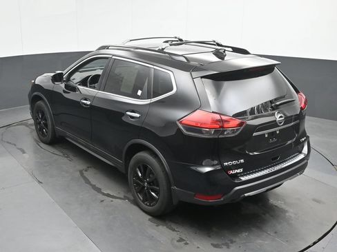Used 2017 Nissan Rogue SV w/ Midnight Edition AWD/4WD image 25