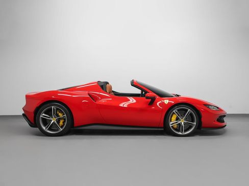 Used 2025 Ferrari 296 GTS RWD image 6
