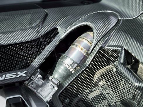Used 2017 Acura NSX AWD/4WD image 24