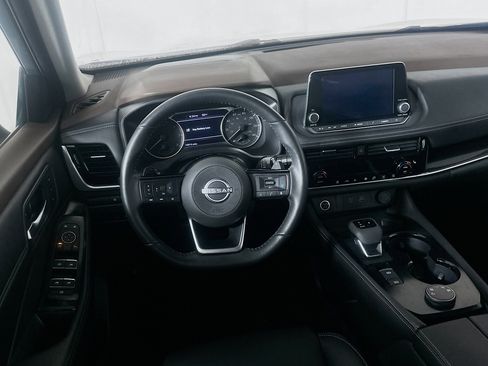 Used 2023 Nissan Rogue SL AWD/4WD image 17