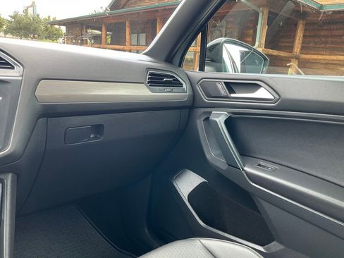 Used 2019 Volkswagen Tiguan SEL Premium R-Line image 56