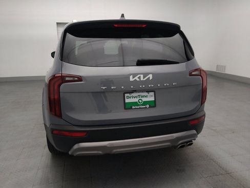 Used 2022 Kia Telluride S FWD image 6