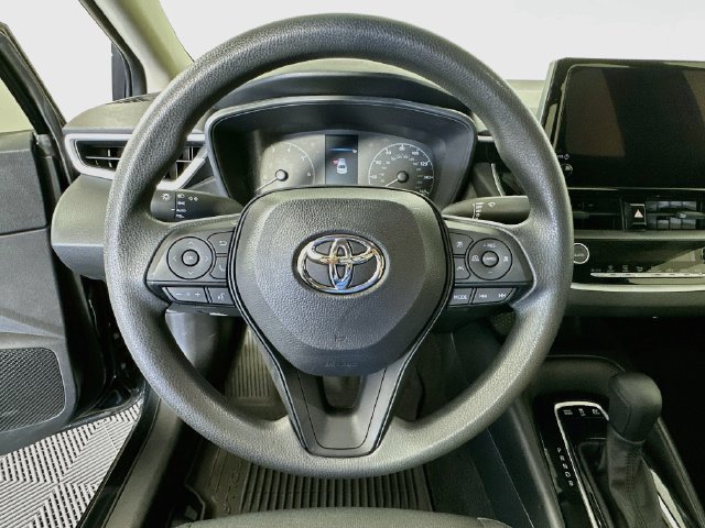 Used 2024 Toyota Corolla LE FWD image 13