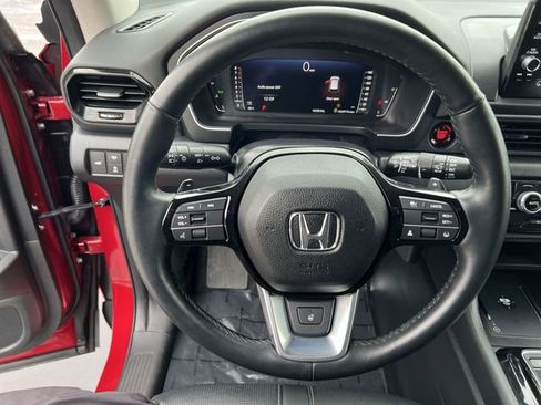 Used 2023 Honda Pilot Elite image 12