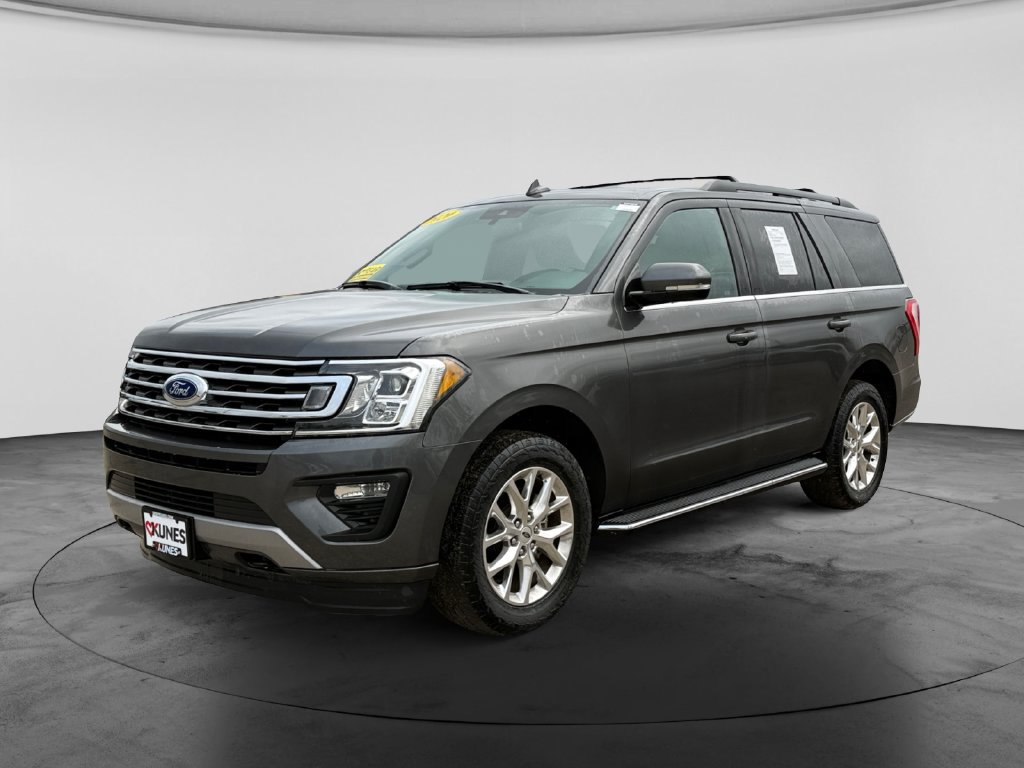 Used 2020 Ford Expedition XLT w/ Equipment Group 202A AWD/4WD image 3