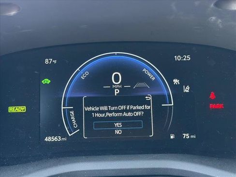 Used 2025 Toyota Camry SE FWD image 16