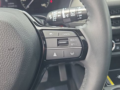 Used 2024 Honda HR-V EX-L image 23