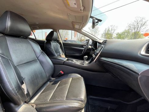 Used 2018 Nissan Maxima 3.5 SV FWD image 19