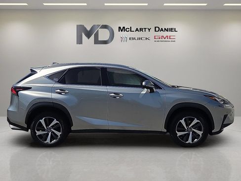 Used 2019 Lexus NX 300 FWD image 15