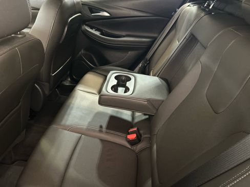 Used 2024 Buick Encore GX Sport Touring w/ Comfort Package image 5