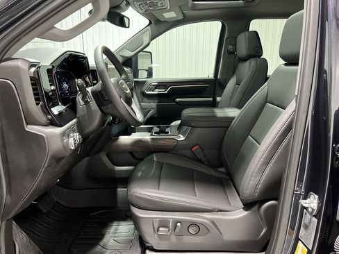 New 2025 GMC Sierra 2500 SLT w/ Texas SLT Premium Package image 18