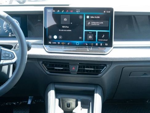 New 2026 Volkswagen Tiguan S FWD image 34