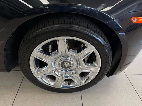 Used 2013 Rolls-Royce Ghost RWD image 35
