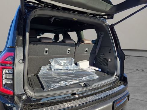 New 2026 Nissan Armada Platinum AWD/4WD image 31