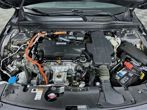 Used 2019 Honda Accord Touring image 32