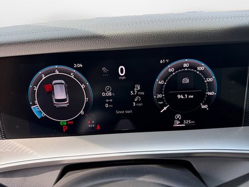 New 2026 Volkswagen Tiguan SE R-Line image 11