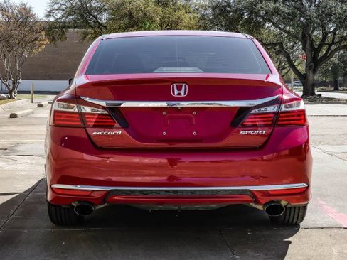 Used 2016 Honda Accord Sport image 15