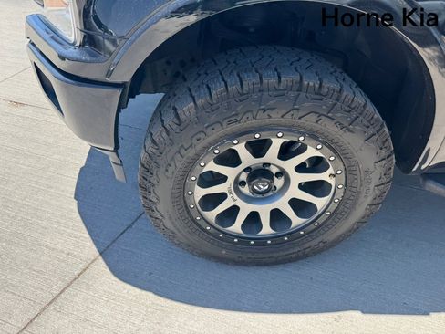 Used 2018 Ford F150 XLT w/ Equipment Group 302A Luxury AWD/4WD image 8
