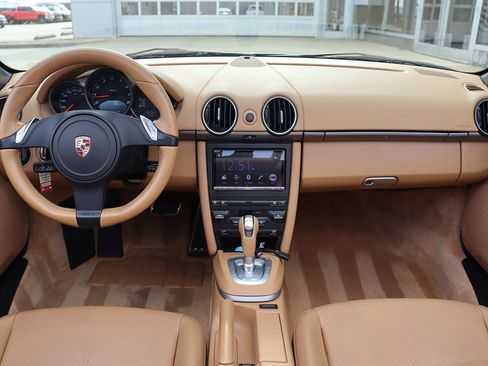 Used 2011 Porsche Boxster image 11