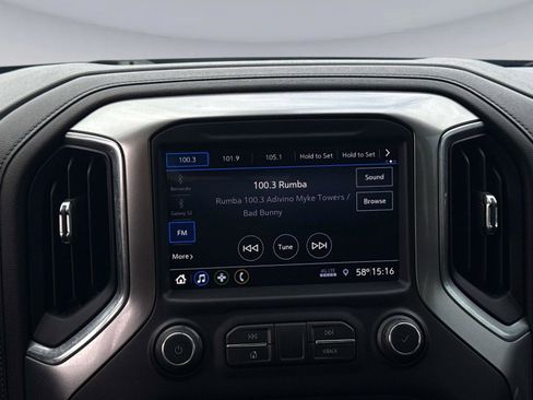 Used 2019 Chevrolet Silverado 1500 RST image 24