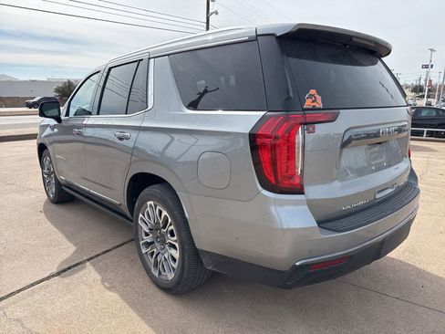 Used 2023 GMC Yukon Denali Ultimate image 5