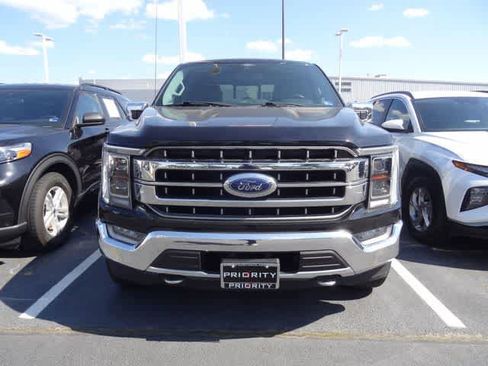 Used 2021 Ford F150 Lariat w/ Equipment Group 502A High AWD/4WD image 2