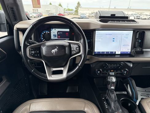 Used 2023 Ford Bronco Wildtrak AWD/4WD image 9