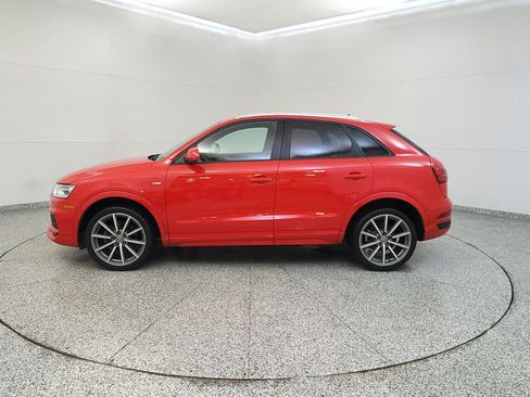 Used 2018 Audi Q3 2.0T Premium FWD image 2