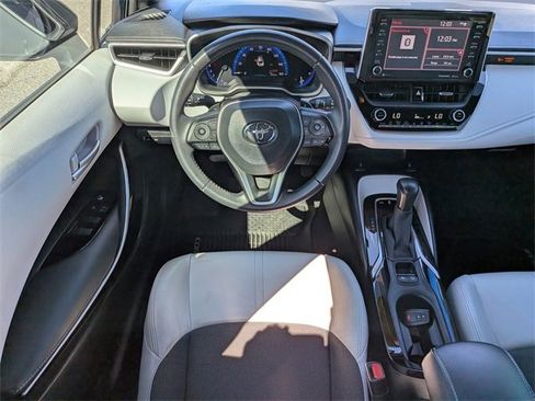 Used 2021 Toyota Corolla XSE image 17