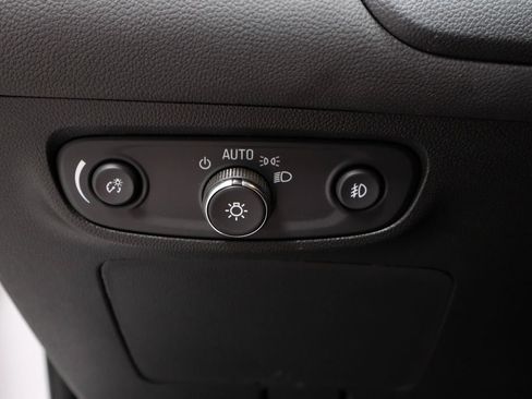 Used 2023 Buick Encore GX Essence w/ Experience Buick Package AWD/4WD image 27