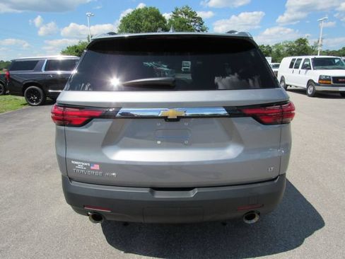 Certified 2023 Chevrolet Traverse LT w/ LT Premium Package AWD/4WD image 4