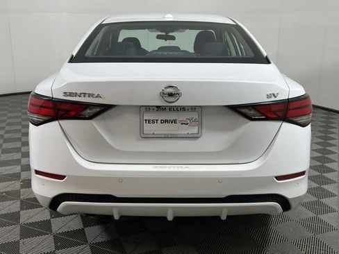 Used 2023 Nissan Sentra SV image 7