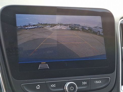 Used 2019 Chevrolet Malibu LT image 4