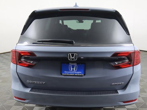 Used 2023 Honda Odyssey Sport image 12