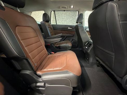 Used 2023 Volkswagen Atlas SEL Premium AWD/4WD image 13