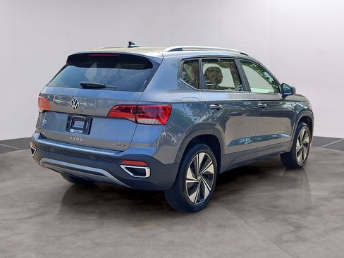 Used 2024 Volkswagen Taos SE AWD/4WD image 4