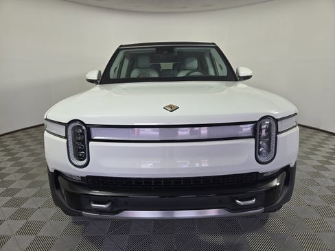 Used 2024 Rivian R1S Adventure AWD/4WD image 8