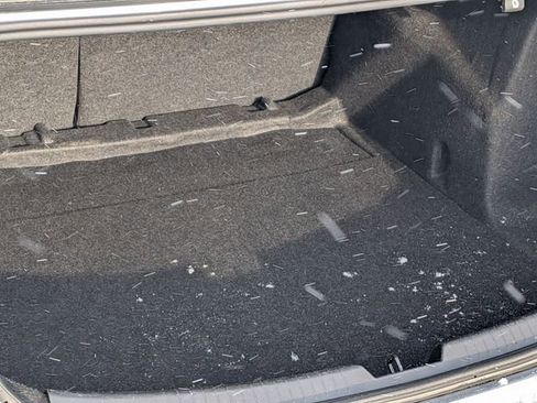 Used 2024 Chevrolet Malibu LT image 29