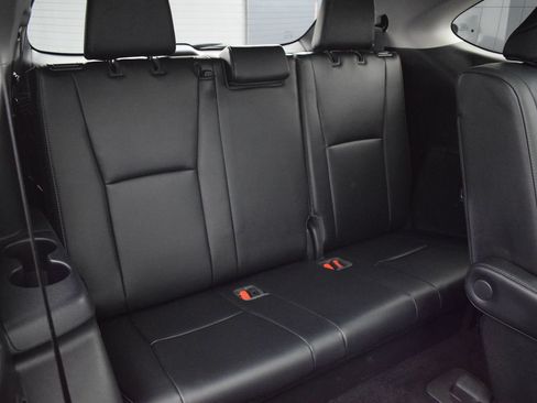 Used 2022 Toyota Highlander Platinum AWD/4WD image 12