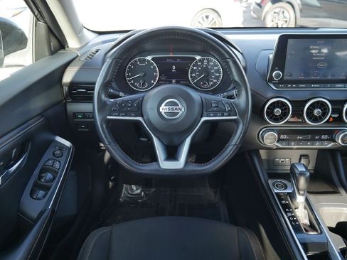 Used 2020 Nissan Sentra SR w/ Electronics Package FWD image 33