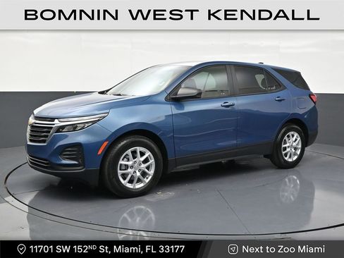 Used 2024 Chevrolet Equinox LS FWD image 1