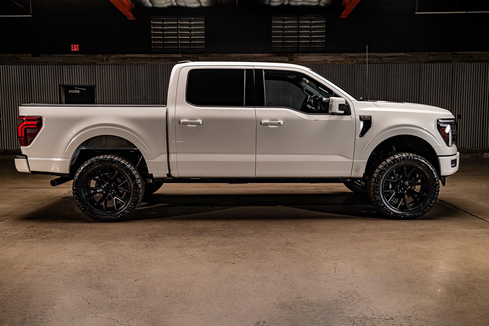 Used 2025 Ford F150 Platinum AWD/4WD image 12