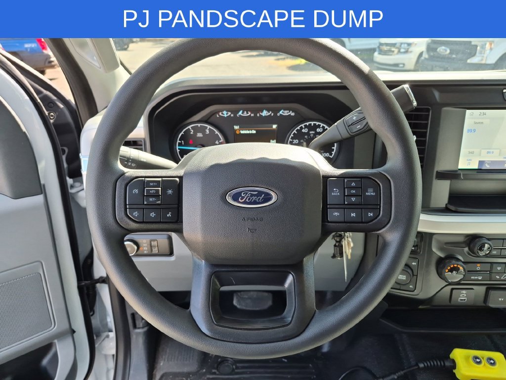 New 2026 Ford F550 4x4 Crew Cab image 14
